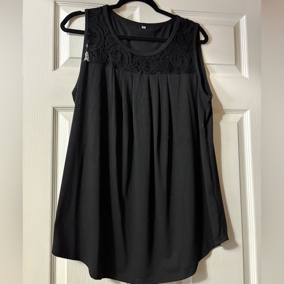 Amazon Essentials Tops - Amazon Essentials Black Sleeveless Tank